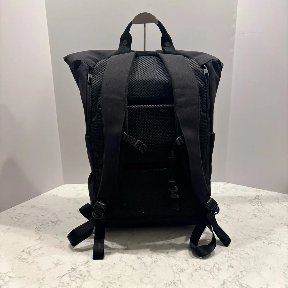 all the north face backpacks Women's Borealis Backpack, Gardenia Wht/Blk-NPF, OS | Everyday Travel Bag, Laptop Sleeve, Reflective Details light loop Color:Black & Aqua Beastars Characters Mini Backpack group:carbon-spinning-rod
